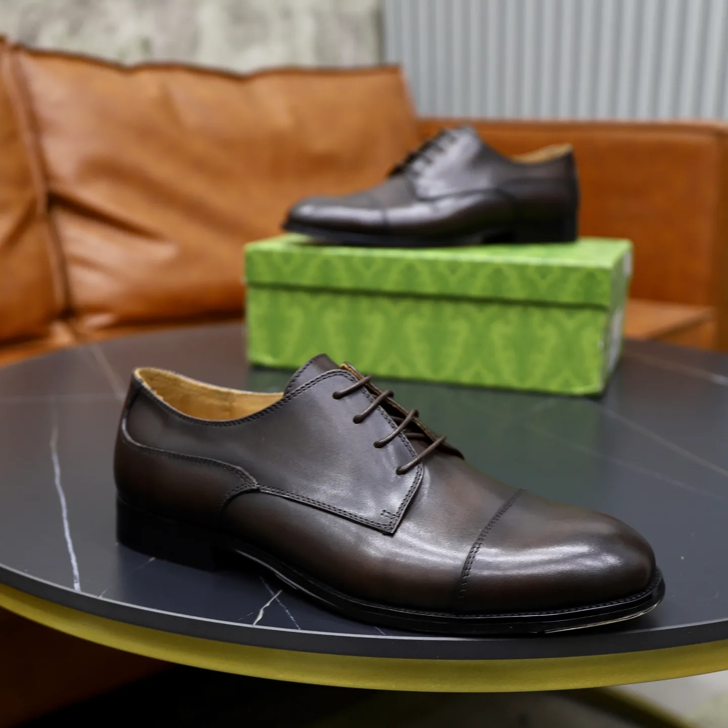 Men's shoes 💰660💰🙅‍♂️🙅‍♂️🙅‍♂️Niuli Brand: Gucci GuCCI Standard code: Men's code 39-44 (45 can be customized) Grade: Same style as the official website Original quality Material: Original cowhide surface Comfortable cowhide lining Original outsole Style category: Men's fashionable casual leather shoes Distinguished big-name luxury elements, top luxury Color: actual picture color